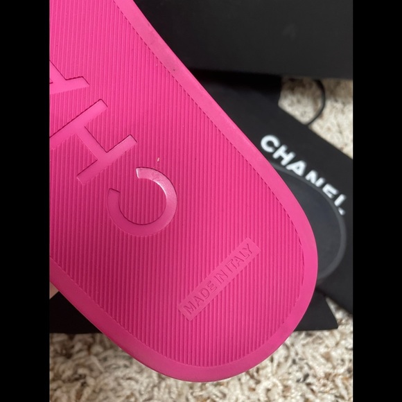 🖤💓Chanel Tweed Sandels 💓🖤 - Picture 7 of 11